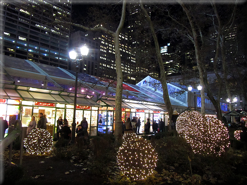 foto New York di notte